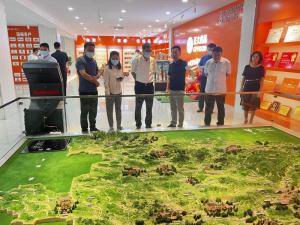 洛陽市市委常委、宣傳部長王飛蒞臨洛陽正大調(diào)研